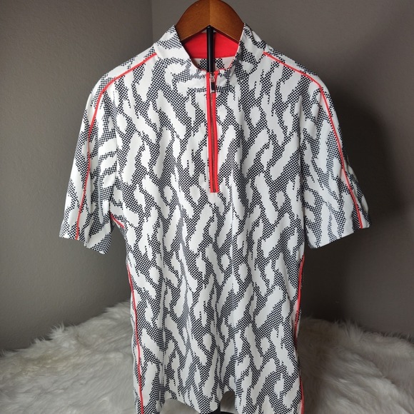 Tai Tops - Tail Women's Multicolor Artsy/Geometric Print Short Sleeve 1/4 Zip Top Size Med